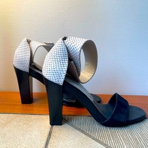 Chinese laundry black and white heels